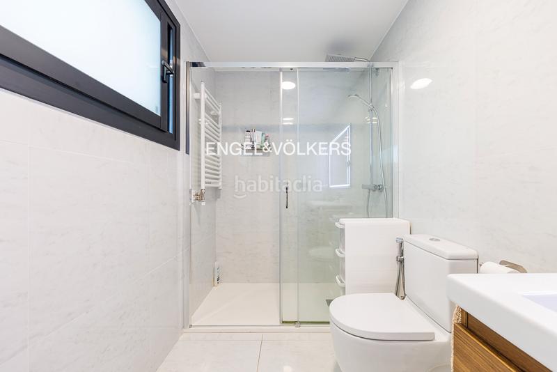 Foto 1963a3bc-a793-4989-9eb1-7077a3ef6ab8. Attico con riscaldamento parcheggio in Centro - Areal Vigo