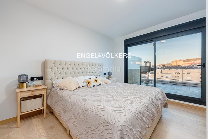 Foto 6b1cd7ef-5a81-4edd-8381-6dc981c1fb41. Attico con riscaldamento parcheggio in Centro - Areal Vigo