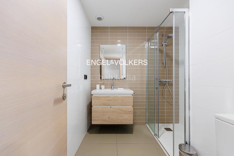 Foto 6c6be115-3540-4d48-af1e-171c922f7b42. Attico con riscaldamento parcheggio in Centro - Areal Vigo