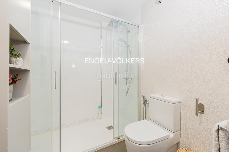 Foto 94a97e04-08fa-4604-95ba-fbc8d8cb3fe2. Attico con riscaldamento parcheggio in Centro - Areal Vigo