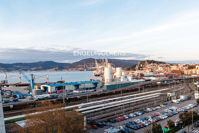 Foto a19a338d-8b1f-48b3-b3ee-37ac690175fe. Attico con riscaldamento parcheggio in Centro - Areal Vigo