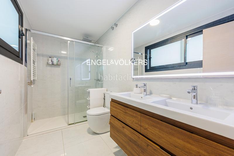 Foto e0a71fbc-8d8d-4350-a08d-51dad332a77e. Attico con riscaldamento parcheggio in Centro - Areal Vigo