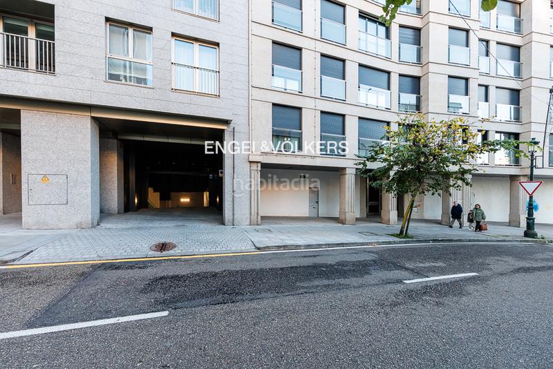 Foto e4390182-8dba-4640-86b0-75c58835e7a2. Attico con riscaldamento parcheggio in Centro - Areal Vigo