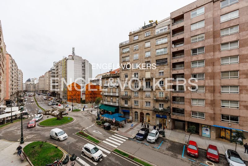 Foto 76c6e898-4d76-480b-aa74-8d7cf82b05cf. Pis amb calefacció aparcament a Centro - Areal Vigo