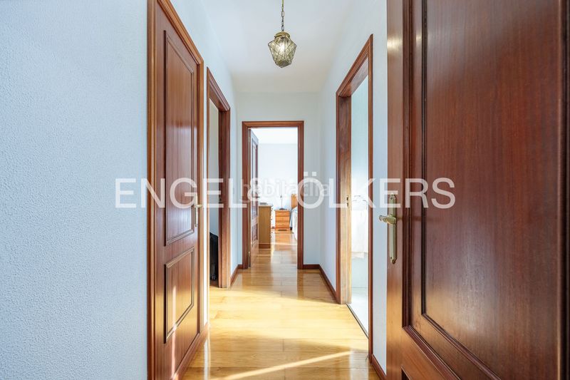 Foto bb8c1c13-59b4-47fb-9d6f-be3e28b6be5b. Casa amb calefacció aparcament a Bembrive Vigo