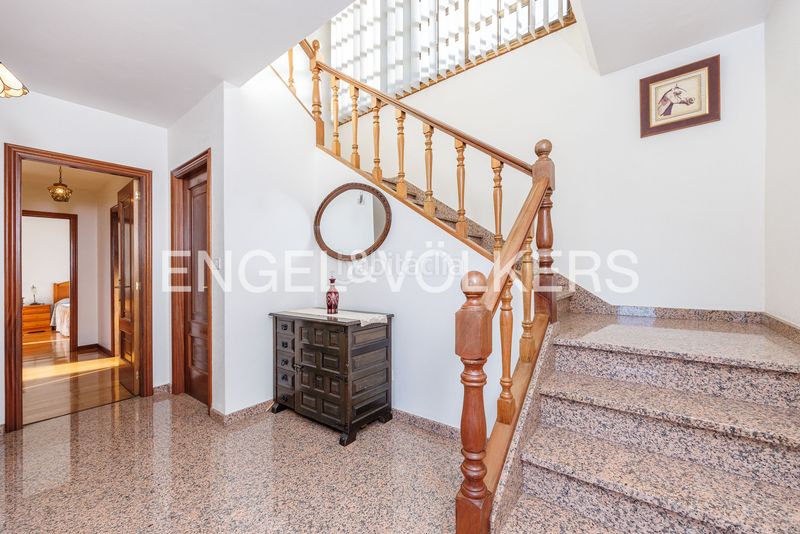 Foto e97859a2-c341-492f-81b7-735c29d92daa. Casa amb calefacció aparcament a Bembrive Vigo