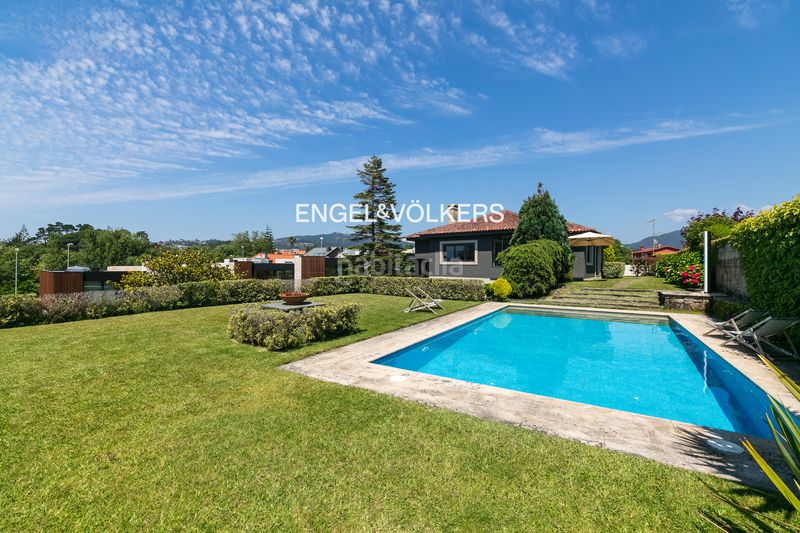 Foto 096d2b7b-9c78-4ca9-97ca-b37171e485d4. Casa amb calefacció aparcament piscina a San Pedro da Ramallosa Nigrán