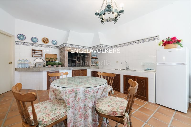 Foto 4d2ad9fa-8147-488e-bc35-0ef3c1c239e6. Casa amb calefacció aparcament piscina a San Pedro da Ramallosa Nigrán