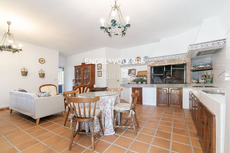 Foto 8f2f9825-2ee2-4b7d-9e82-812a84f3766e. Casa amb calefacció aparcament piscina a San Pedro da Ramallosa Nigrán