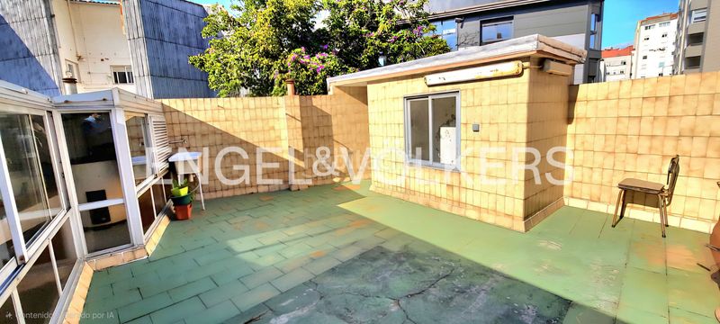 Foto 57272d70-1d3f-4a15-a52f-4c40afe13b57. Casa amb calefacció a Teis Vigo