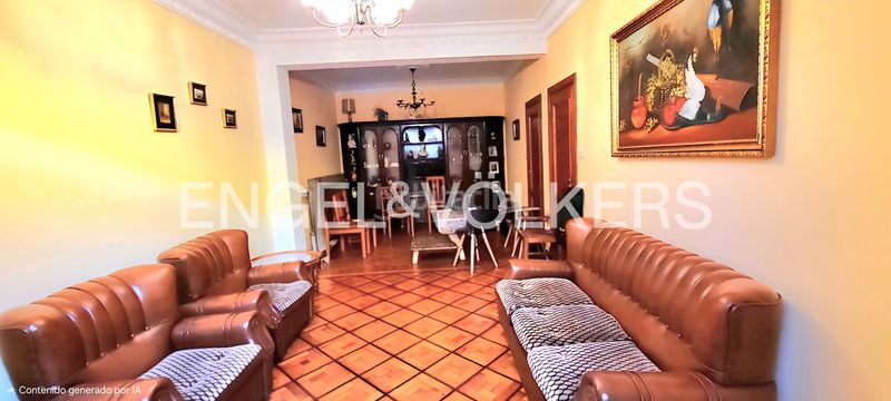 Foto a8aef3d6-1b59-4657-8527-81af140cba0b. Casa amb calefacció a Teis Vigo