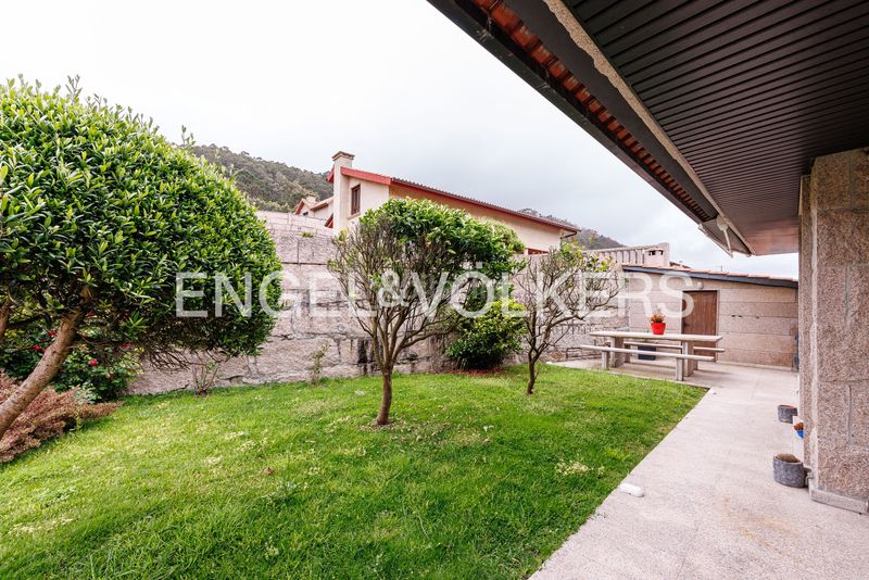 Foto 3d74f5e0-adcc-4a6e-8bd5-bcd77ae3afba. Casa amb calefacció aparcament piscina a Oia