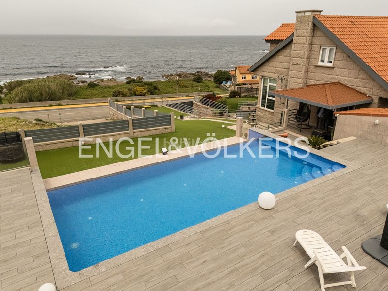 Foto fe4bd5e5-d314-48a1-bb23-02fa02af946a. Casa amb calefacció aparcament piscina a Oia