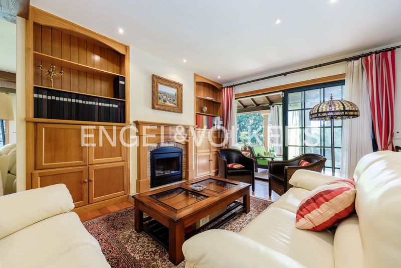 Foto 9ac03274-a537-4812-ba42-190b209cbcbb. Casa amb calefacció aparcament piscina a Camos Nigrán