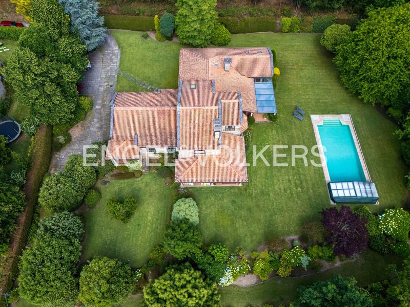 Foto b1ac6623-c909-48ee-aec3-55c7ae961941. Casa amb calefacció aparcament piscina a Camos Nigrán