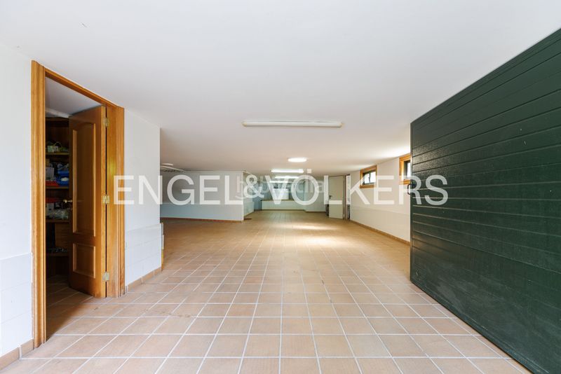 Foto b5c8cdbb-07d6-4ba7-bc21-d98db5aeb4f7. Casa amb calefacció aparcament piscina a Camos Nigrán