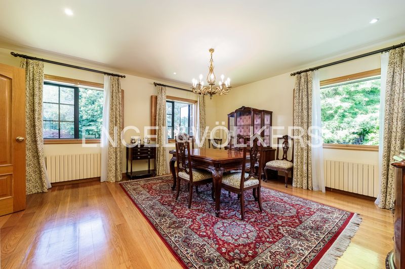 Foto e4de9932-e40f-42d4-a498-97b55d83043f. Casa amb calefacció aparcament piscina a Camos Nigrán