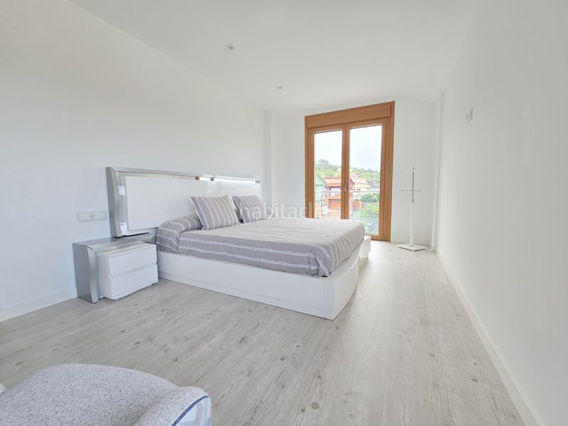 Foto 1ecaece9-145d-4661-b9a9-897c1b5c772b. Casa amb calefacció aparcament a Coruxo - Oia - Saiáns Vigo