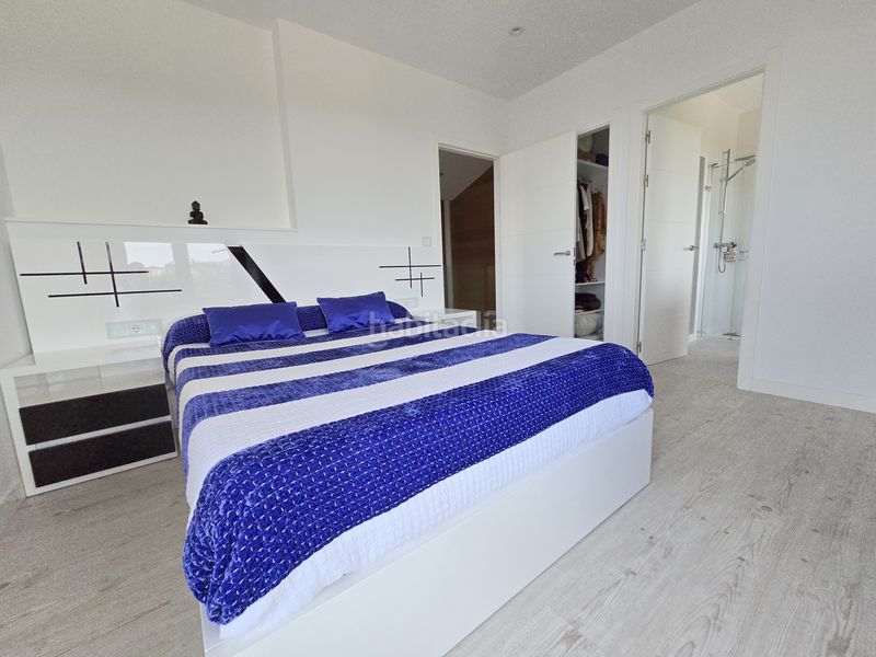 Foto e596e8f9-2e9e-45d4-97f1-2f914a1a1258. Casa amb calefacció aparcament a Coruxo - Oia - Saiáns Vigo