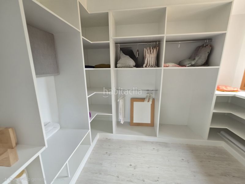 Foto e8983ab6-b8b6-4fc7-b0d3-c4f32e5b4c84. Casa amb calefacció aparcament a Coruxo - Oia - Saiáns Vigo
