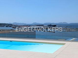 Rent Flat in Berbés - Peritos. Apartamento 2dormitorios con piscina
