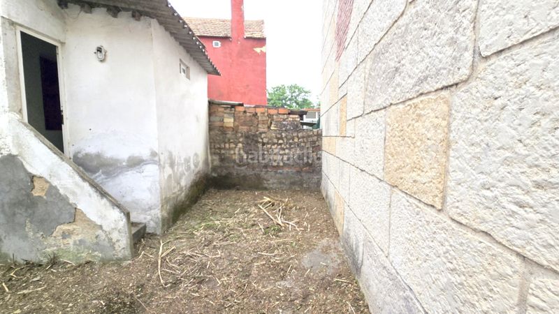 Foto 4b8ccdb2-b0b4-4be2-b447-dcced64b09ce. Casa amb calefacció a Teis Vigo