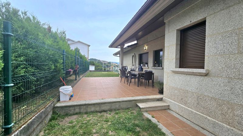 Foto abdcc3d6-8697-4deb-ad5a-8aa1097c962c. Casa amb calefacció aparcament a Nigrán centro Nigrán