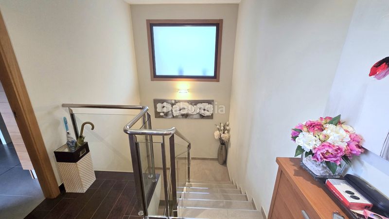 Foto cc67e7f8-b4d7-4ff9-8eff-1b5d30824e6c. Casa amb calefacció aparcament a Nigrán centro Nigrán