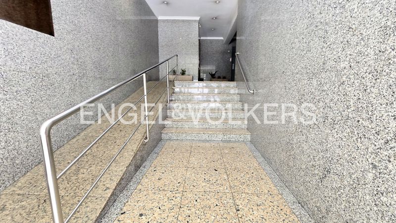 Foto e4e4be78-0586-41d7-9300-2a30a613c0eb. Pis amb calefacció a Berbés - Peritos Vigo