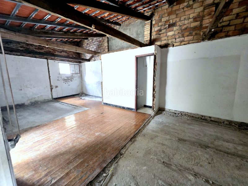 Foto 43c8d96c-3bc8-47f5-b588-27b0e4a0ca68. Casa amb calefacció aparcament a Teis Vigo