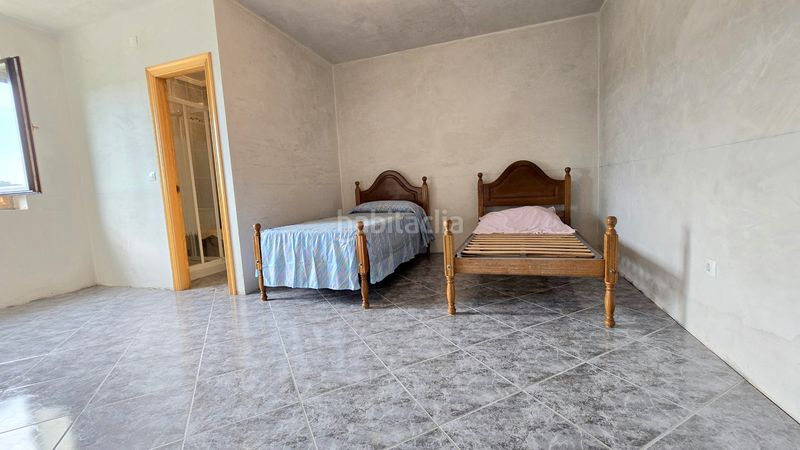 Foto a387e62d-ff7b-48a8-b072-b4c9056506a1. Casa amb calefacció a Rosal (O)