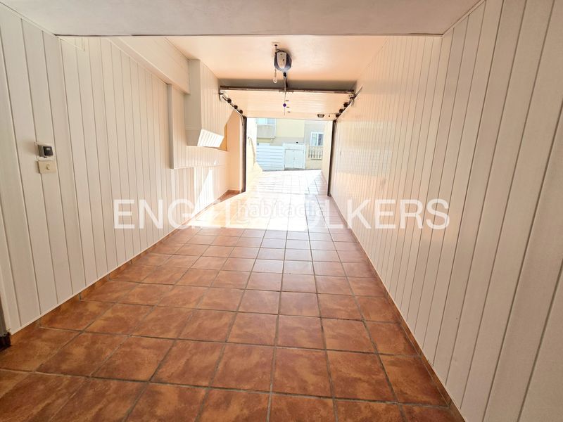 Foto 543ee18e-b695-4896-bf32-383908748f7b. Casa adossada amb calefacció aparcament piscina a Vigo