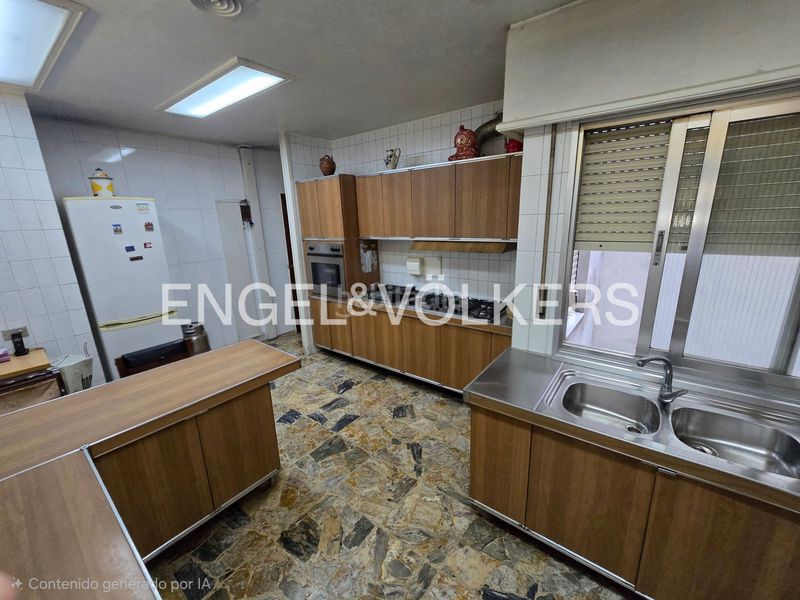 Foto 1f7439df-4e1f-4ce0-9d51-3873304ae8ec. Apartament amb calefacció aparcament a Plaza España - Corte Inglés Vigo