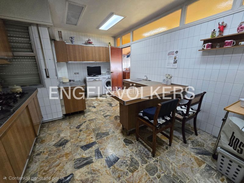 Foto 2689f4d4-78ca-4165-8c13-71366b0515c3. Apartament amb calefacció aparcament a Plaza España - Corte Inglés Vigo