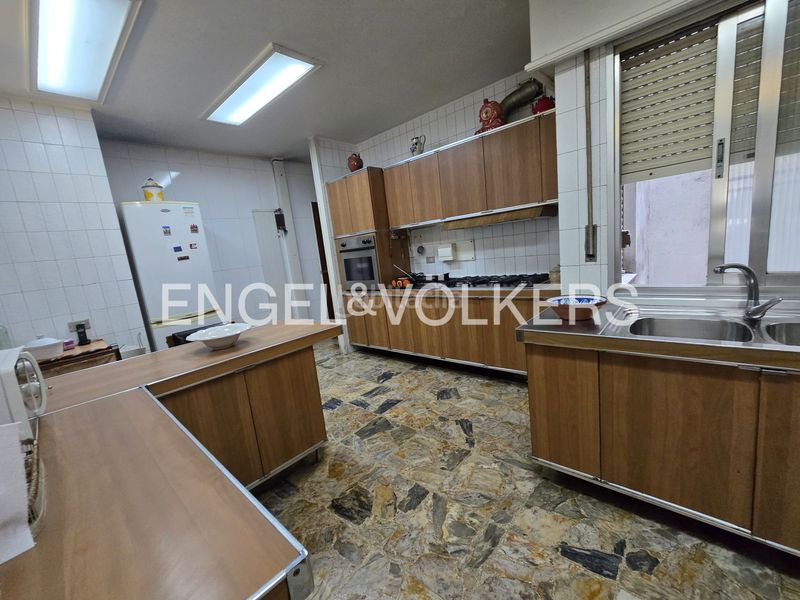 Foto 53178b05-5935-4022-9b1a-5be0348cc2c7. Apartament amb calefacció aparcament a Plaza España - Corte Inglés Vigo