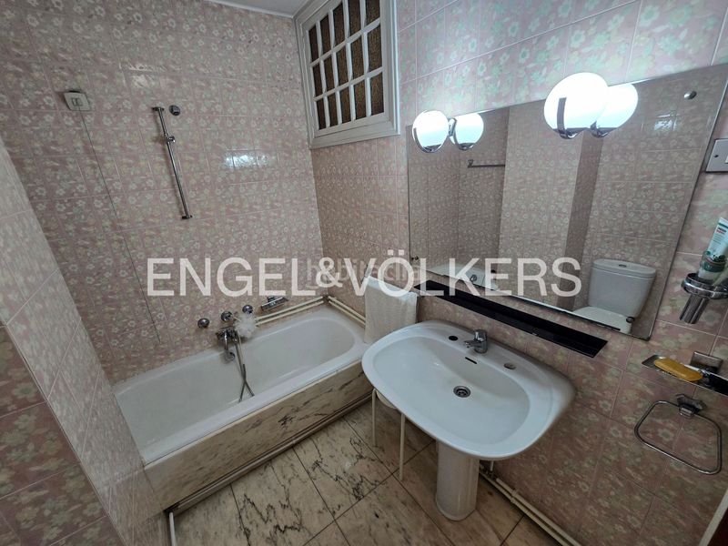 Foto 7f537557-1928-4f42-8488-cb9a923c1c4c. Apartament amb calefacció aparcament a Plaza España - Corte Inglés Vigo