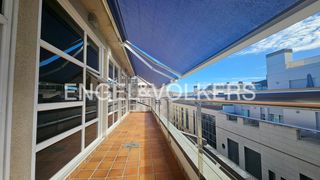 Dachwohnung in Centro - Areal. Ático dúplex reformado en calle colón, con terraza y garaje incl