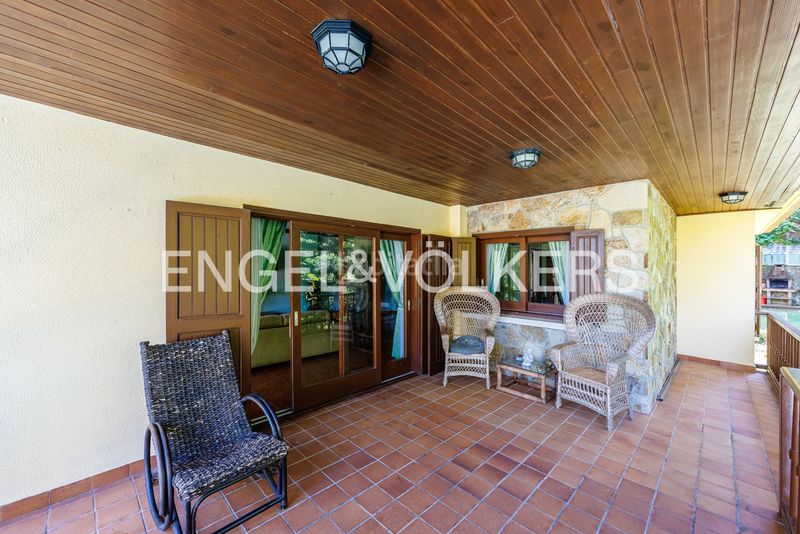Foto badafbae-ca4f-4e14-9902-450237916936. Xalet amb calefacció piscina a Gondomar