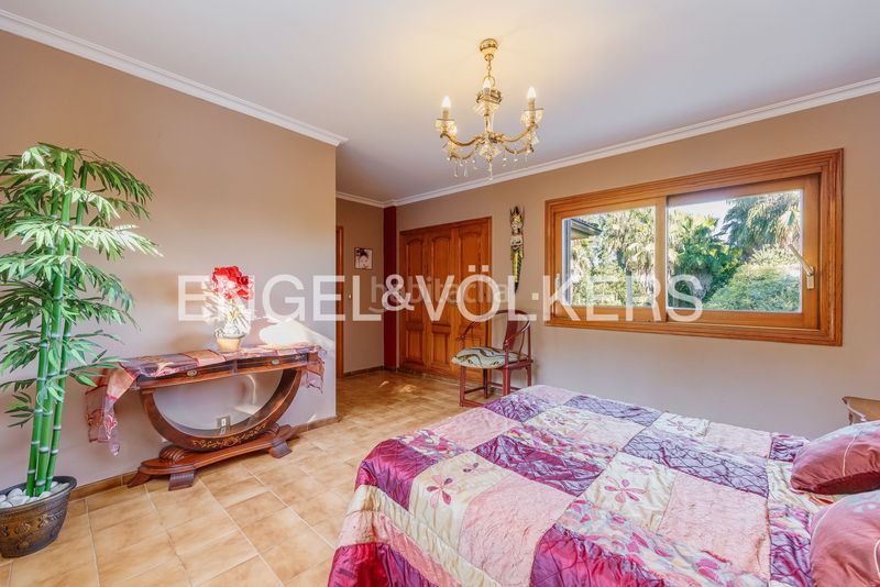 Foto e58480d0-390d-4811-9750-479b3dfb95b0. Xalet amb calefacció piscina a Gondomar