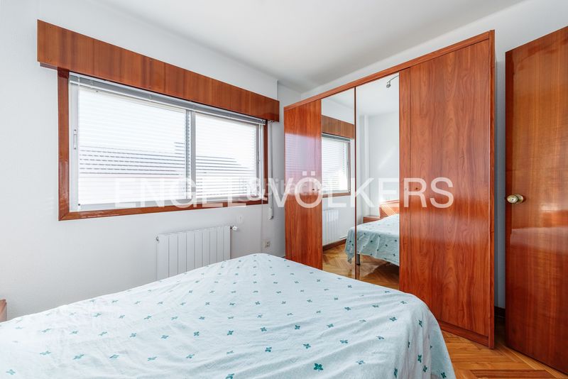 Foto 07493fc9-fa1d-445e-a299-ce7d37b5a702. Casa amb calefacció aparcament a Lavadores Vigo