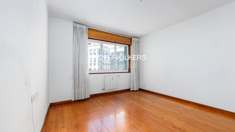 Foto 20f8e40e-5a59-4b73-8f09-e94ecb72677d. Apartament amb calefacció a Plaza España - Corte Inglés Vigo