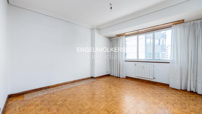 Foto 532cd0dc-760a-49ca-b491-7ea569e40bb1. Apartament amb calefacció a Plaza España - Corte Inglés Vigo