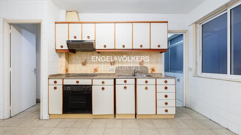 Foto 90052894-9caa-4cb7-a78e-c672dc9c9385. Apartament amb calefacció a Plaza España - Corte Inglés Vigo