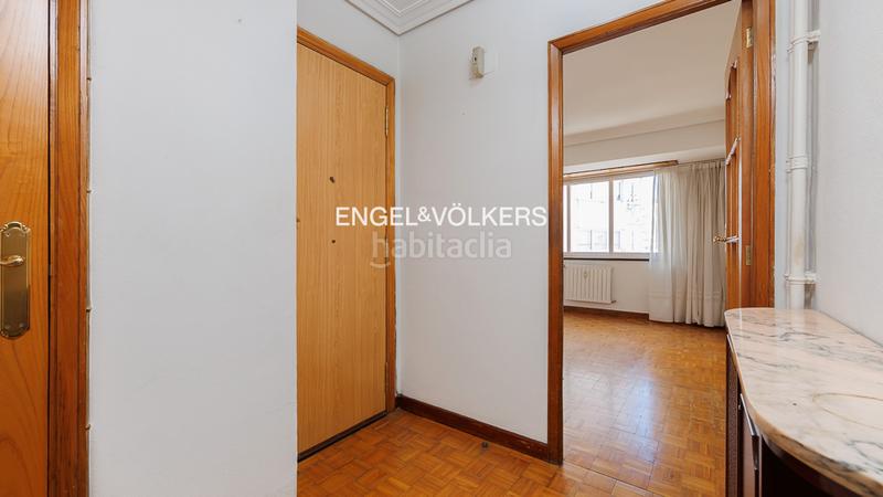 Foto 9ab8bd3a-243c-410b-96d4-5824b9539eba. Apartament amb calefacció a Plaza España - Corte Inglés Vigo