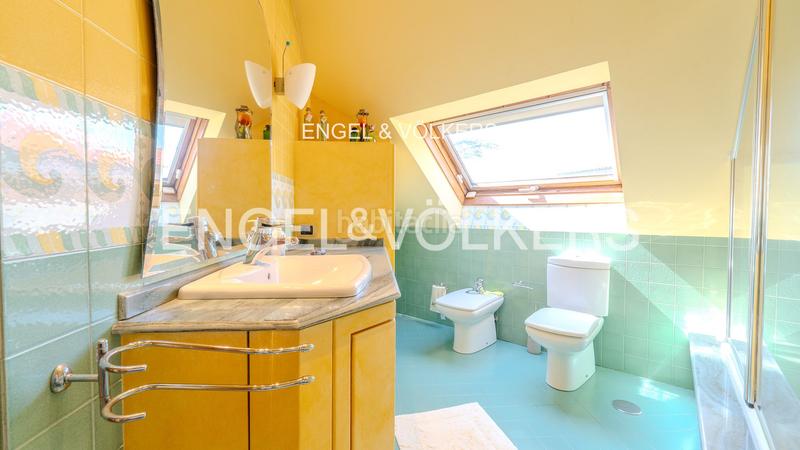 Foto 743c8577-525a-49e9-aa8d-3a45891d474f. Casa amb calefacció aparcament piscina a Coruxo - Oia - Saiáns Vigo