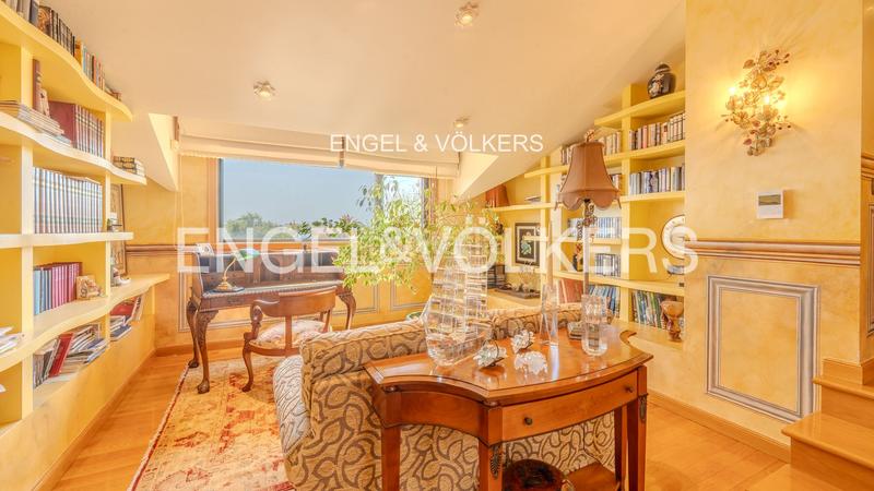 Foto b2f95ce6-523c-4d2a-9c18-17686e4c4f6c. Casa amb calefacció aparcament piscina a Coruxo - Oia - Saiáns Vigo
