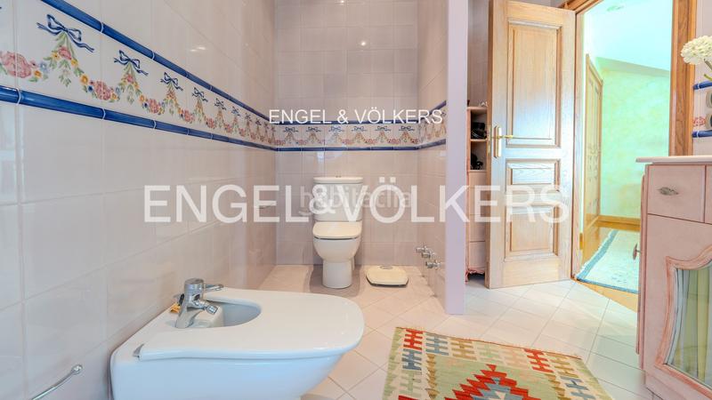Foto bab60215-196d-4683-a278-859d93621a6a. Casa amb calefacció aparcament piscina a Coruxo - Oia - Saiáns Vigo