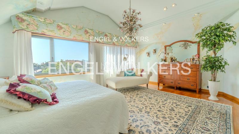 Foto e1358c01-6128-4285-be3a-19e3527b9c1e. Casa amb calefacció aparcament piscina a Coruxo - Oia - Saiáns Vigo