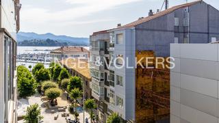 Apartamento en Baiona. Piso muy luminoso en el corazón de baiona