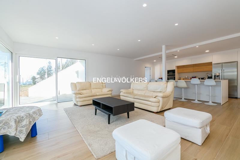 Foto 12a80025-c43f-409b-bf5b-e40338e0c33a. Casa amb calefacció aparcament a Gondomar